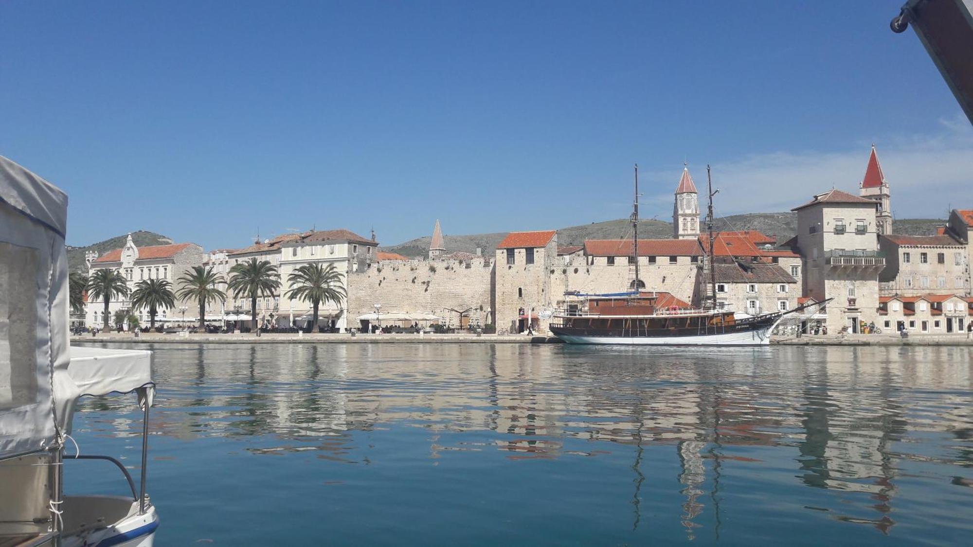 Villa Tudor Trogir Bagian luar foto