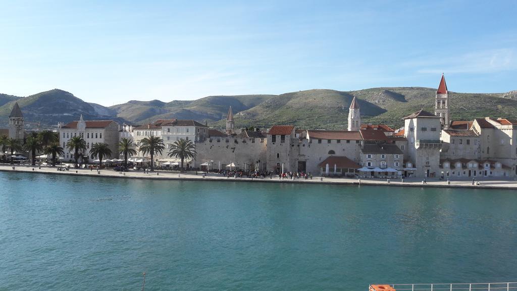 Villa Tudor Trogir Bagian luar foto