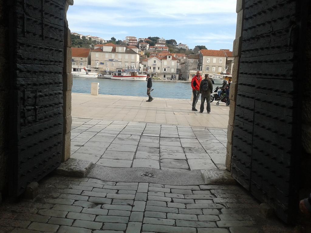 Villa Tudor Trogir Bagian luar foto