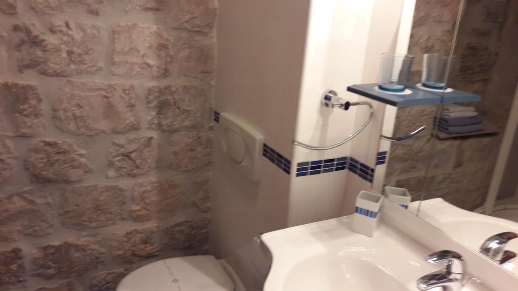 Villa Tudor Trogir Bagian luar foto