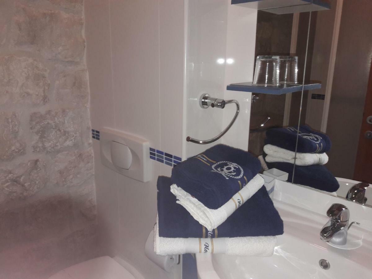 Villa Tudor Trogir Bagian luar foto
